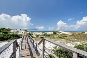 Four C's Retreat - Lavish Home with Private Boardwalk Access to the Beach - Image 4