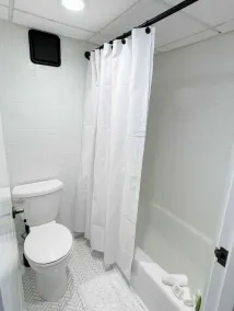 Corner condo at the doorstep of the intercostal waterway and local restaurants! - Image 3