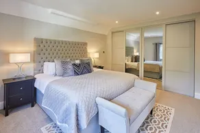 Host & Stay - White Lodge - Image 5