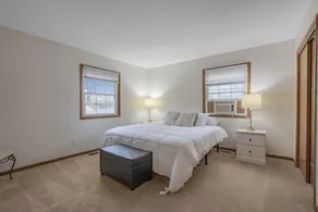 Peaceful 2-Bedroom Apartment - Close To It All! - Image 4