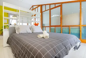 Apartamento 'Loft El Til-ler' com terraço privado e Wi-Fi - Image 4