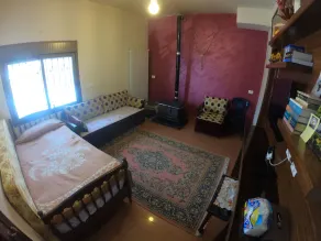 Orchard Hideaway w/ Mountain Views – Bcharri - Image 4