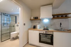 Neilis - Modern Retreat in Central Kalamata - Image 2