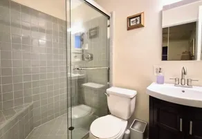 Charming 4B/2B near Cambrian - Work or vacation ready! - Image 3
