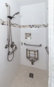 ❤ Seaside Sanctuary: Stair-Free 2BR Villa, Ocean Views from 3 Patios ❤ - Image 4