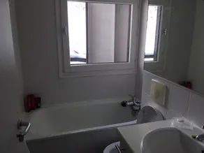 4 bedroom ski-in apartment with stunning views up valley - Image 3