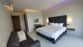 Durrat Al-Arous Villa in Moon Beach - Image 3