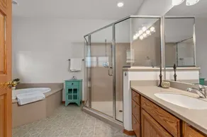 Beautiful home on Lake Winnebago - Image 3