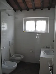Rummeligt sommerhus med havudsigt og have tæt på stranden på øen Elba - Image 2