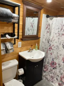Tiny house, loft bedroom, near the river, Cooperstown and Baseball hall of fame - Image 2