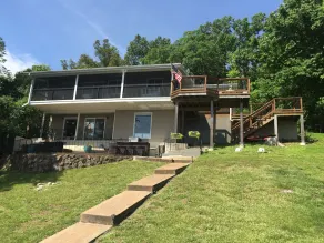 SUPER CLEAN! private dock & lrg outdoor living w/ bar - big cove w kayak & SUP - Image 4