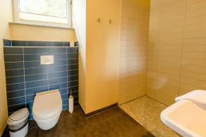 Ferienwohnung/app. für 4 Gäste mit 40m² in Waren - Image 2