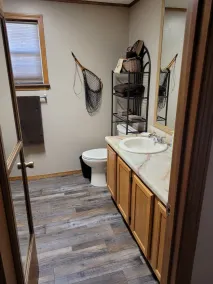 Needles Eye In Shell Knob. Lake View! 2 Min To Grocery Store. Newly remodeled! - Image 3