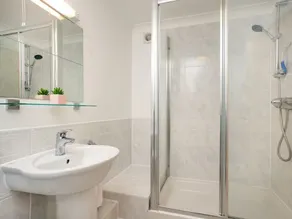 Luxury Sea View Apartment In Pentire, Newquay - Image 4