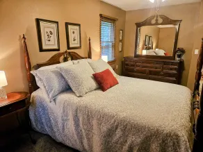 Discover Ms. Becky's Bungalow, single level home in Marion County, Iowa! - Image 5