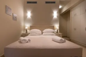 Villa Gold in Petrothalassa - Image 3