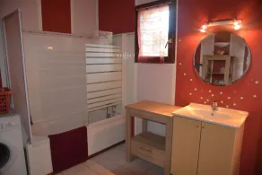 BIO House in a very quiet quarter - Image 2