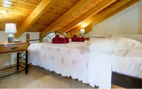 Simona's Loft - Image 4