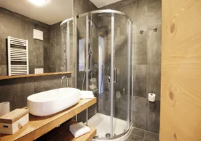Casa Lolly - Schwimmbad-Sauna-Fitnessstudio-Baby-Club - Image 4