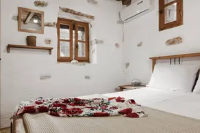 Naxos Alyko Traditional Vacation House ''Mitatos'' - Image 5