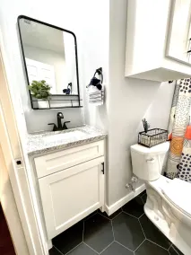 Mid Century Modern Home 15 min to Dallas - Image 2
