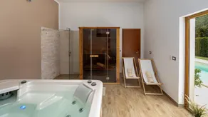 Beautiful villa Dani with panoramic view in Vizina - Image 2