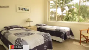 BEACHES UNIT 4 - LUXURY WATERFRONT - Image 5