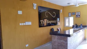 Regency Inn Tudor - Image 4