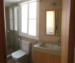 Family Vacation Home - Image 5