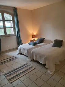 Magnificent villa with sea view and heated swimming pool. Petanque, beach and coastal path - Image 4