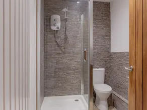 3 bedroom accommodation in Melbourne, near Derby - Image 3