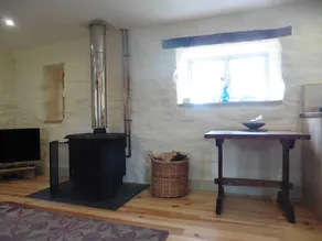 Bwthyn Bran, 1-bed cosy cottage on the edge of the Preseli hills. Pet friendly - Image 3