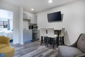 Newly remodeled condo at Marina Cay! - Image 5