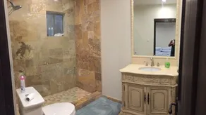 Nouvelle maison avec 4 chambres et 5 Maître Bath - Image 4
