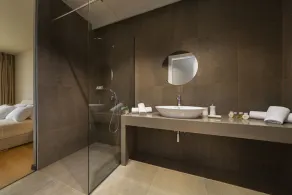 5 Bedroom Villa Elena with Infinity Pool overlooking Adriatic Sea - Image 3