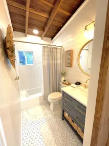 Private Wine Country-River Bungalow! Sunny Treetop Views - Pets Stay Free - Image 2