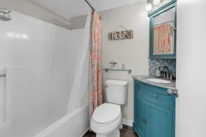 Seaside Elegance Your Coastal Getaway - Image 2
