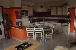 Seasonal rental of air-conditioned gîtes, swimming pool - Image 5