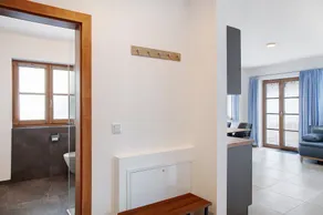 Ferienwohnung \"Alpenveilchen\" mit Bergblick, privater Terrasse und WLAN - Image 2