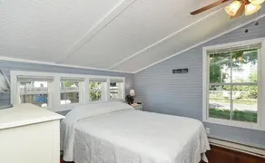 Sunnyside Up - Small Dog Friendly Waterfront Cottage - Image 3