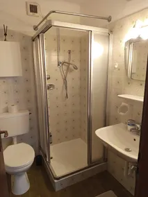 Appartement 'Annabelle' avec jardin commun, Wi-Fi et accès possible à la piscine privée - Image 2