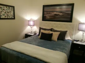 Craftsman Duplex in Old Town Issaquah - Free Wi-Fi - Image 3