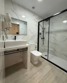 APARTAMENTOS CIUDAD DE LAS ARTES  - Image 3