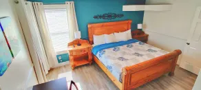Amazing 3 Bedrooms / 2 Bathrooms home with PRIVATE HOT TUB!!! - Image 5
