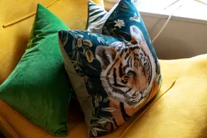 Luxury Boutique Cottage - Image 2