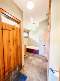 Unique Cypress cottage, close to Charlottesville with mountain views. - Image 3