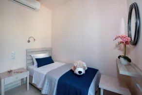 Villa Artemis: newly constructed 2-bedroom villa, ideal for couples - Image 5