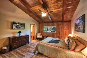 Creek Front Eigenschaft, WiFi, AC, Netflix!<br>Dieses atemberaubende Haus mit zwei Schlafzimmern und zwei B ... - Image 5