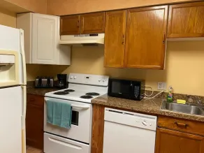 Your Warm and Cozy Guest Home Close To Major Central Florida Attractions - Image 4