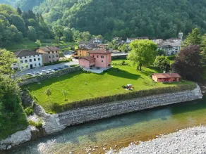 An oasis of peace and relaxation in the heart of nature along the Natisone River. - Image 4